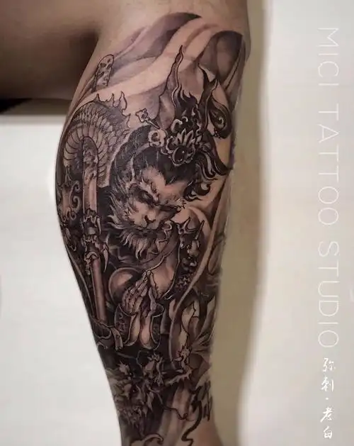 悟空纹身图片_哈尔滨弥刺孙悟空大圣腿部纹身图案