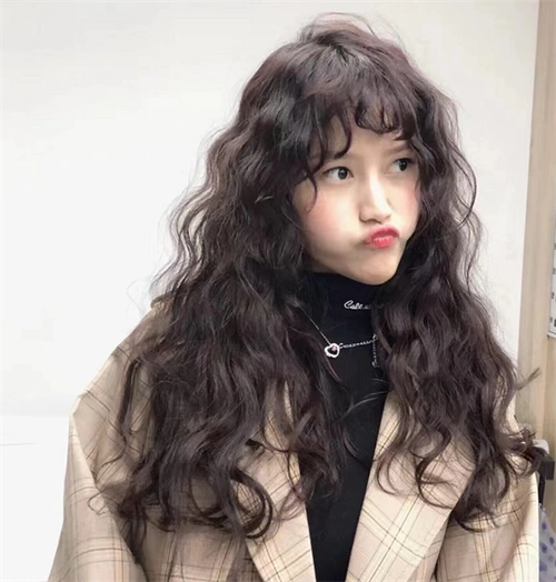 蓬松慵懒泡面头 细软扁塌发质必备_女生卷发 - 美发站
