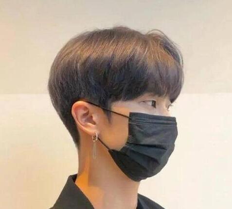 男生干净帅气的短发发型 不用烫染不用刻意打理