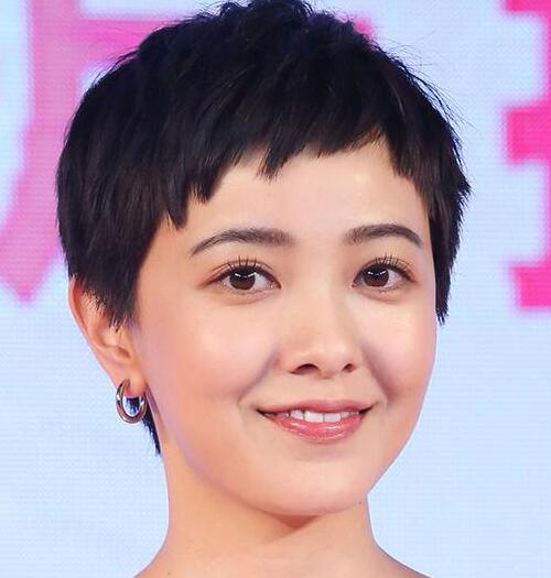 小脸女生超短发发型女,清爽的超短发太岚了