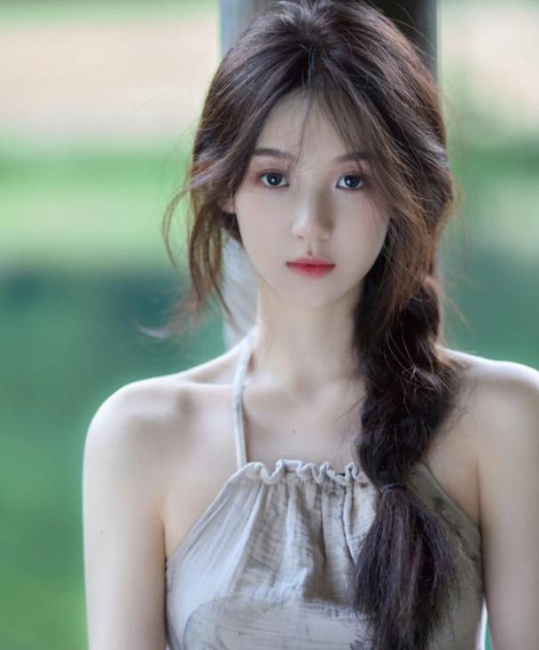 真正精致的女生,睡前都坚持4个好习惯,提升颜值,尽显优雅气质