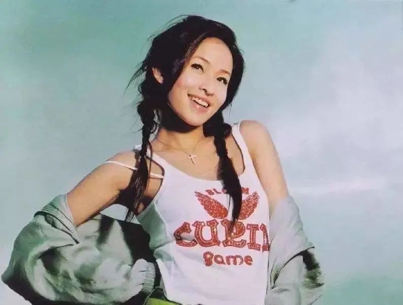 敢爱敢恨的潇洒小姐萧亚轩