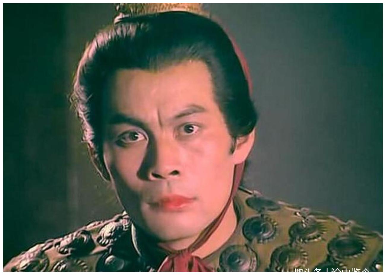 而吕布之所以两次跳槽就被骂的那么厉害.是因为他两次都把旧主杀了