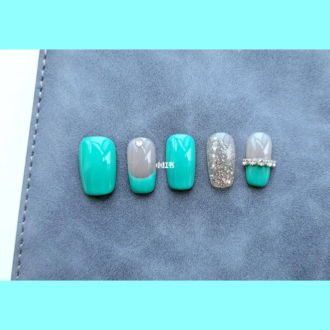 春夏美甲tiffany蓝