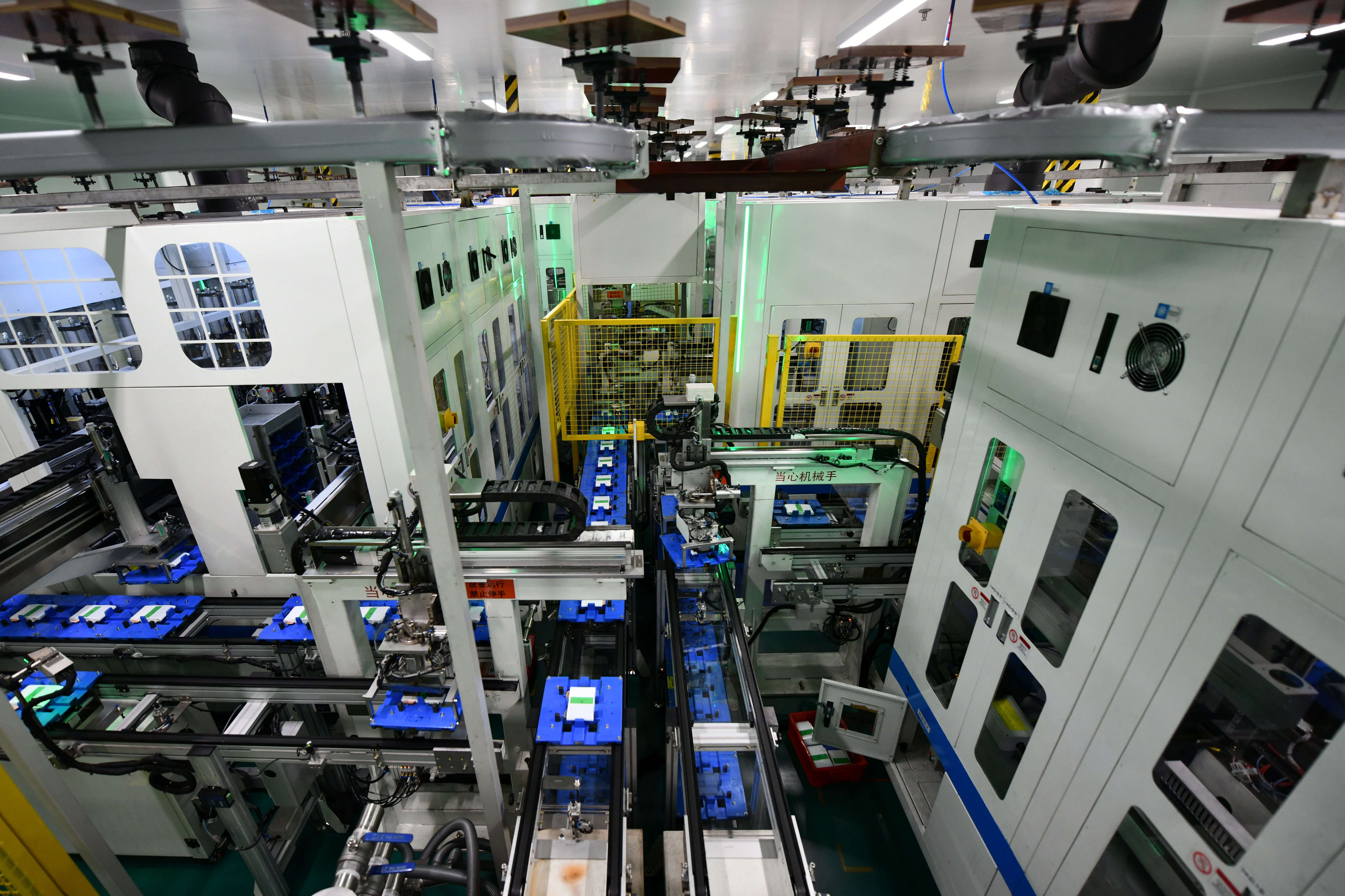 天津:走进力神电池智能工厂(8)