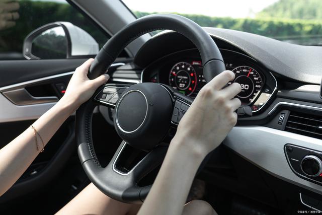 方向盘偏右的罪魁祸首是谁?