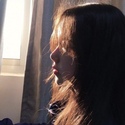 女生伤感觉头像