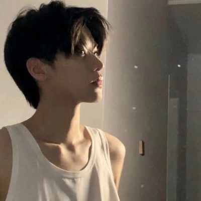 2021男生真人头像高清帅气的2021年男生微信头像图片