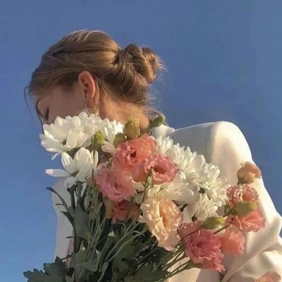 星星跟你很配,大概都是因为遥不可及_女生头像_我要个性网