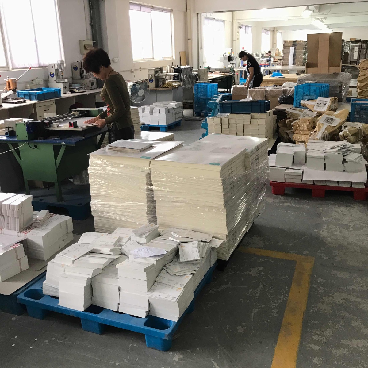 印刷厂作业人员