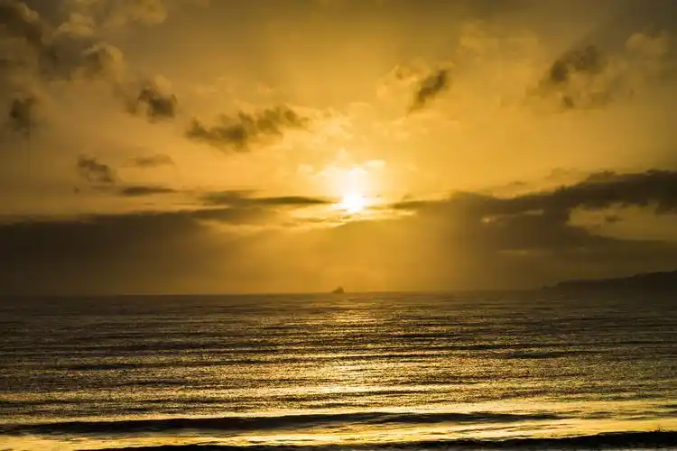 自然风景海日落云seasunsetclouds壁纸图片