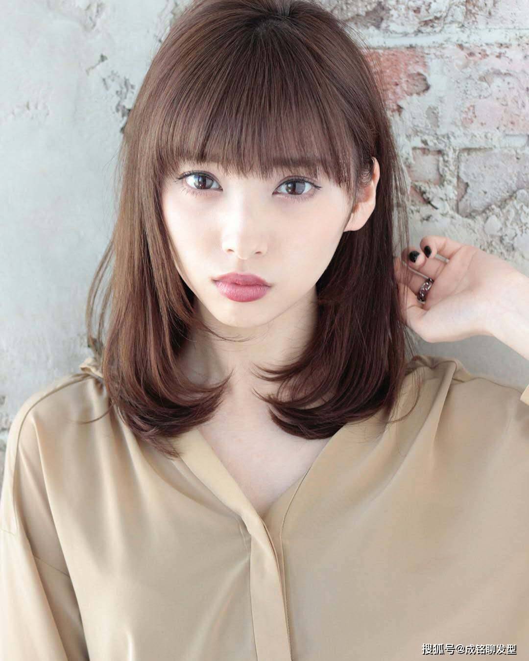 今年很火的十款齐肩发,时尚减龄又显气质,端庄大气又有女人味_发型