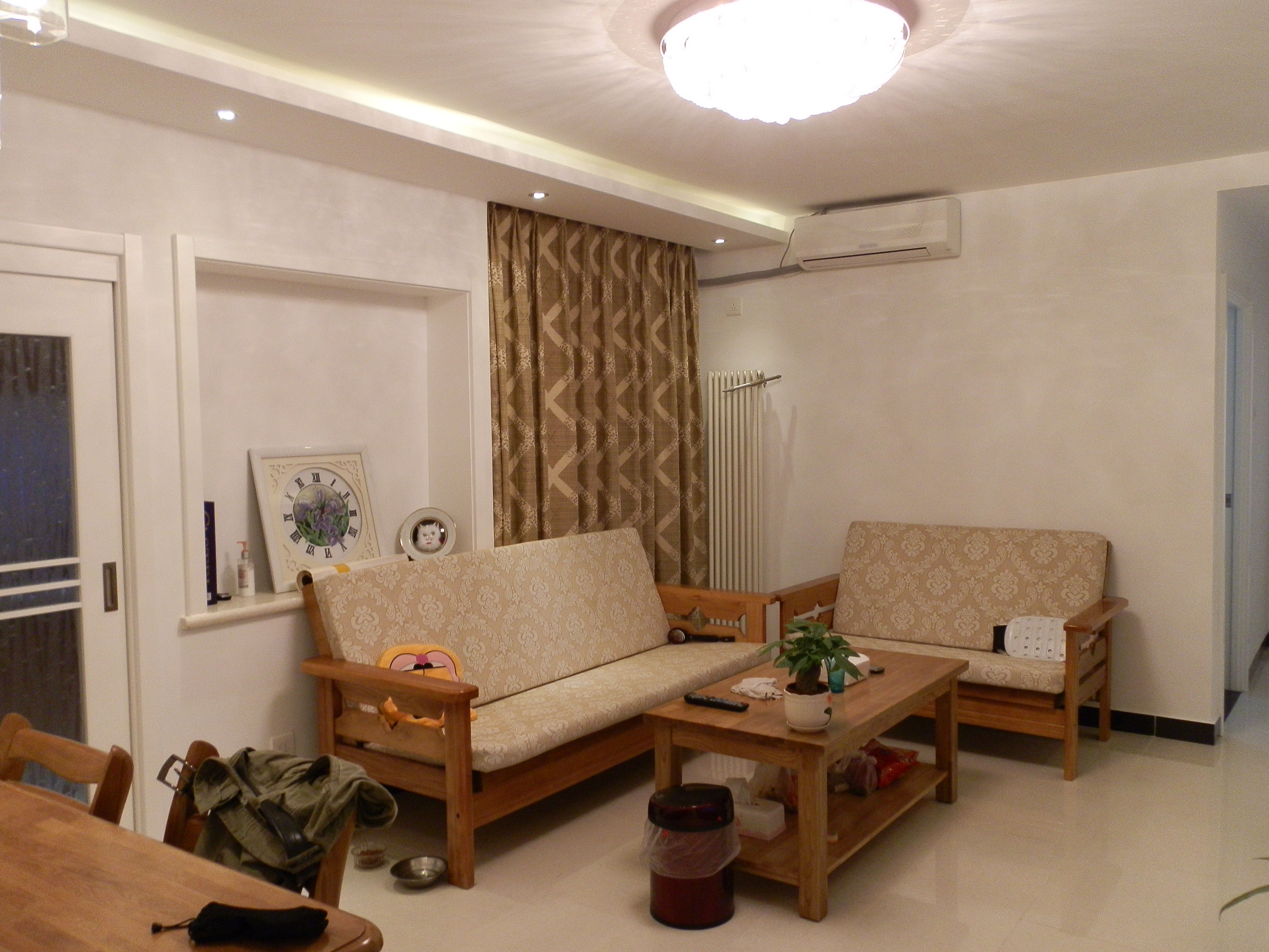 二居简约实景照片旧房改造85平客厅