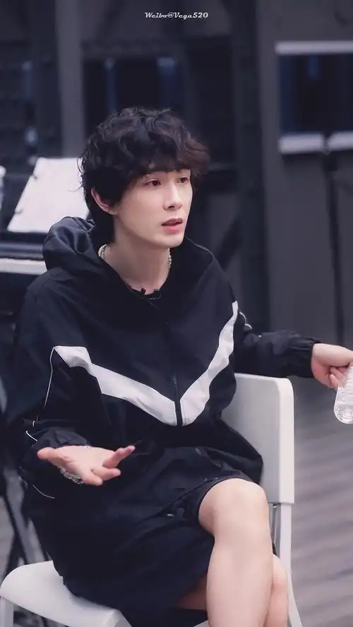 投票| 李承铉的发型,宝子们怎么看?