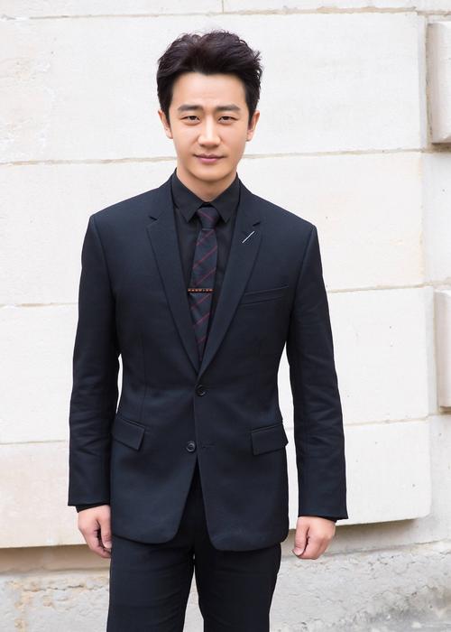 黄轩资料个人资料,黄轩,本文共(3737字)