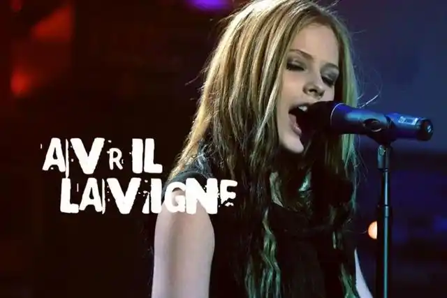 重温艾薇儿经典,找回你的青春!