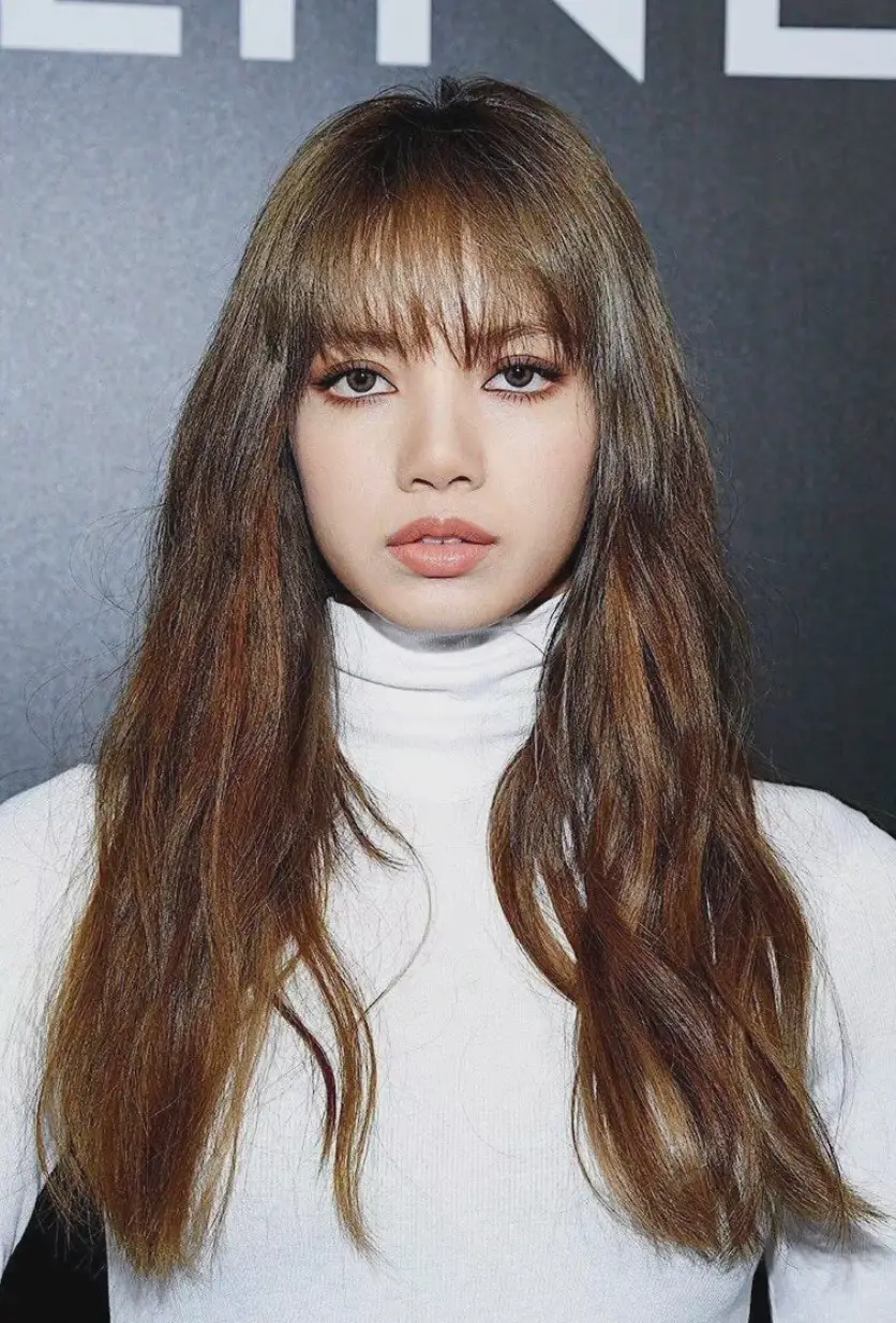 lisa真的是绝美怼脸照无懈可击铁刘海如何保持的呢