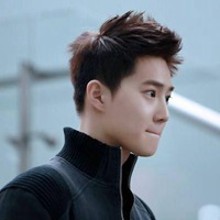 歌手en的动漫头像_微信头像图片大全