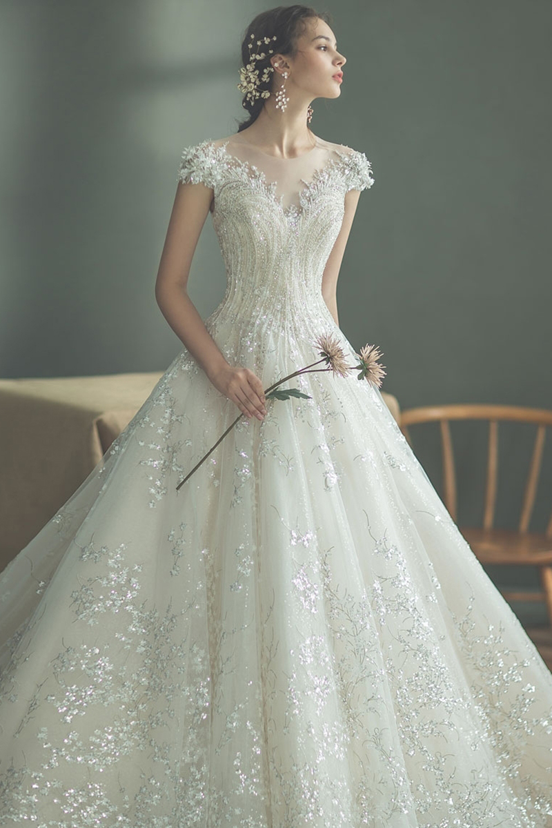 低调华丽的精致艺术18件优雅时尚女神系婚纱