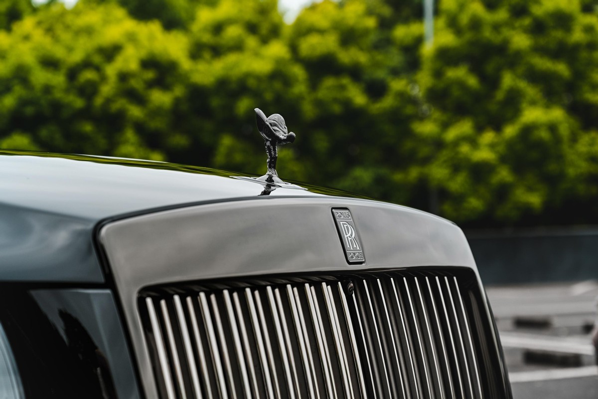 豪车试驾|劳斯莱斯bb版古思特 森林中悦动的精灵_搜狐汽车_搜狐网