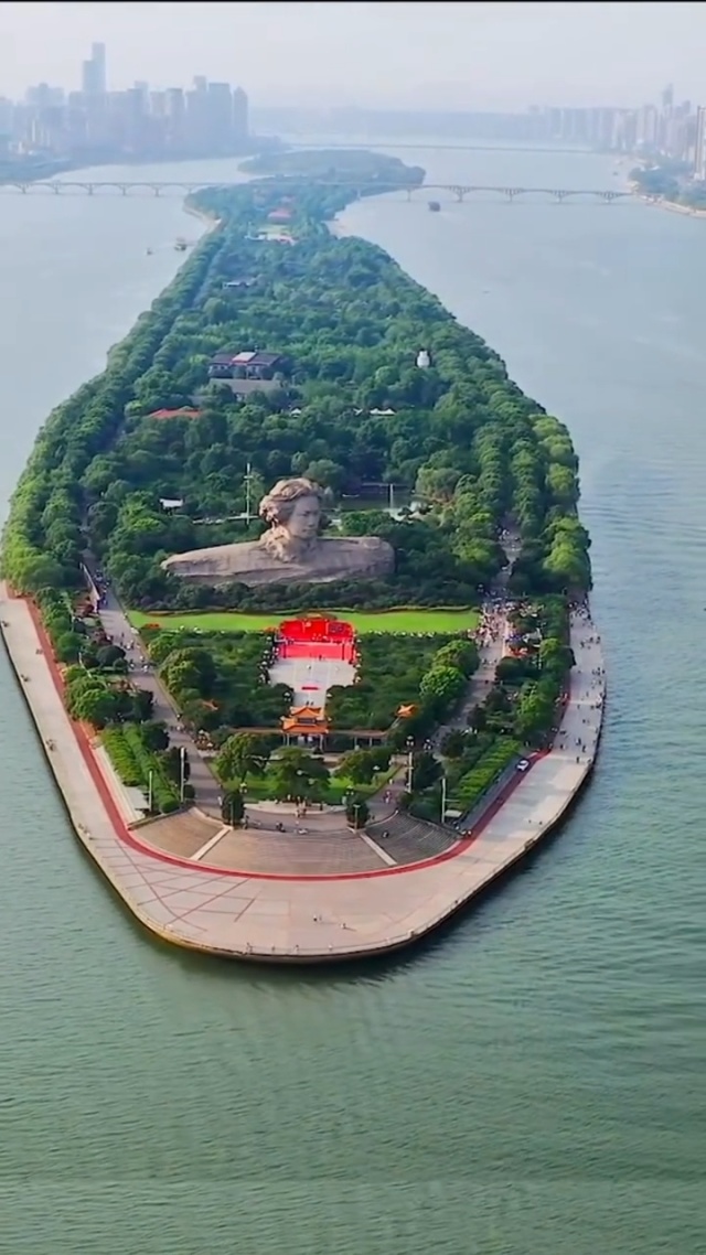长沙橘子洲,永不沉没的航母,一代伟人指点江山的地方!