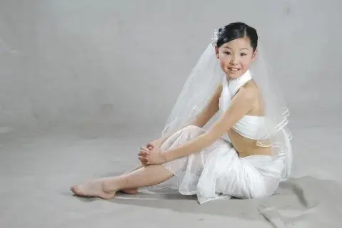 晒晒丫头的10岁生日艺术照 - zhouliang803 - 亮亮的博客