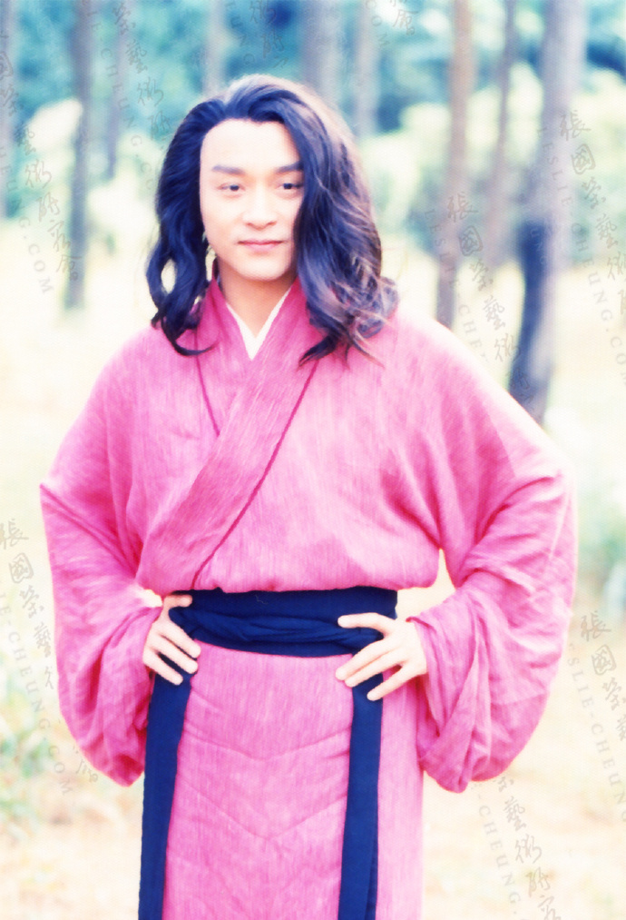 梁朝伟在采访中说刘嘉玲跟他的性格很相似,leslie俨如张嘉玲,张国荣