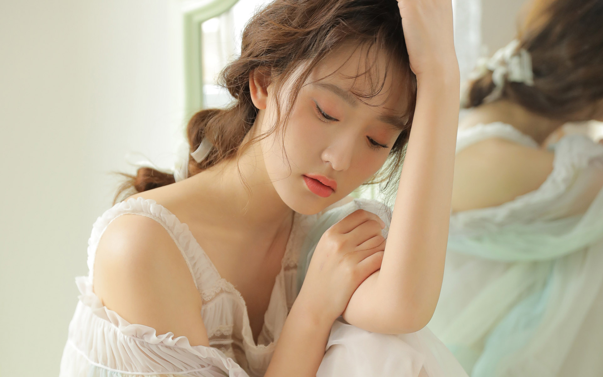 白纱唯美女生高清桌面壁纸