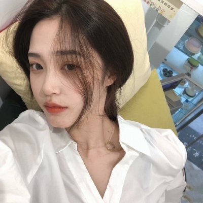 微信头像女真实高清 好看的微信头像女真实生活照片_女生头像_美头网