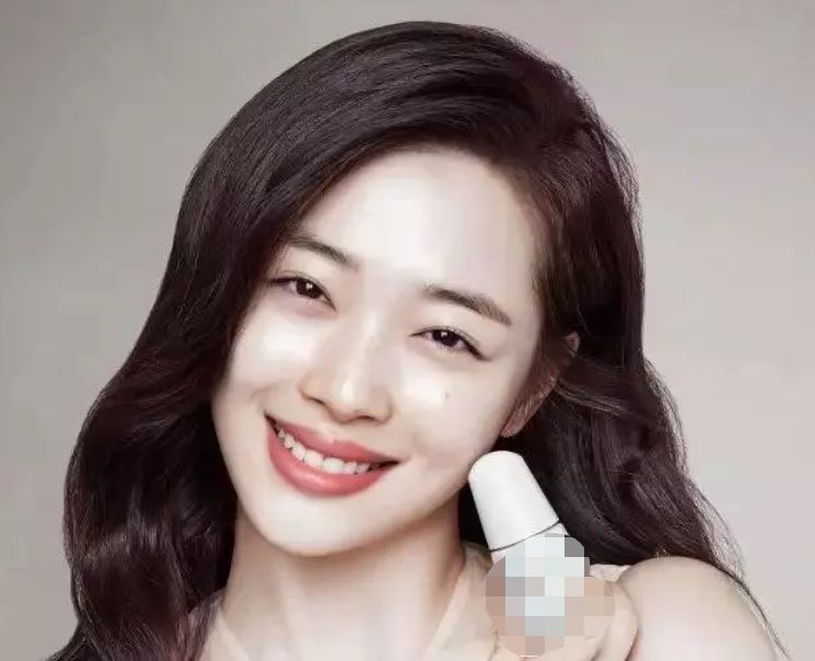 2,杏眼对天真无邪的眼神  古代小说描写到男性,常冠以桃花眼以示风流