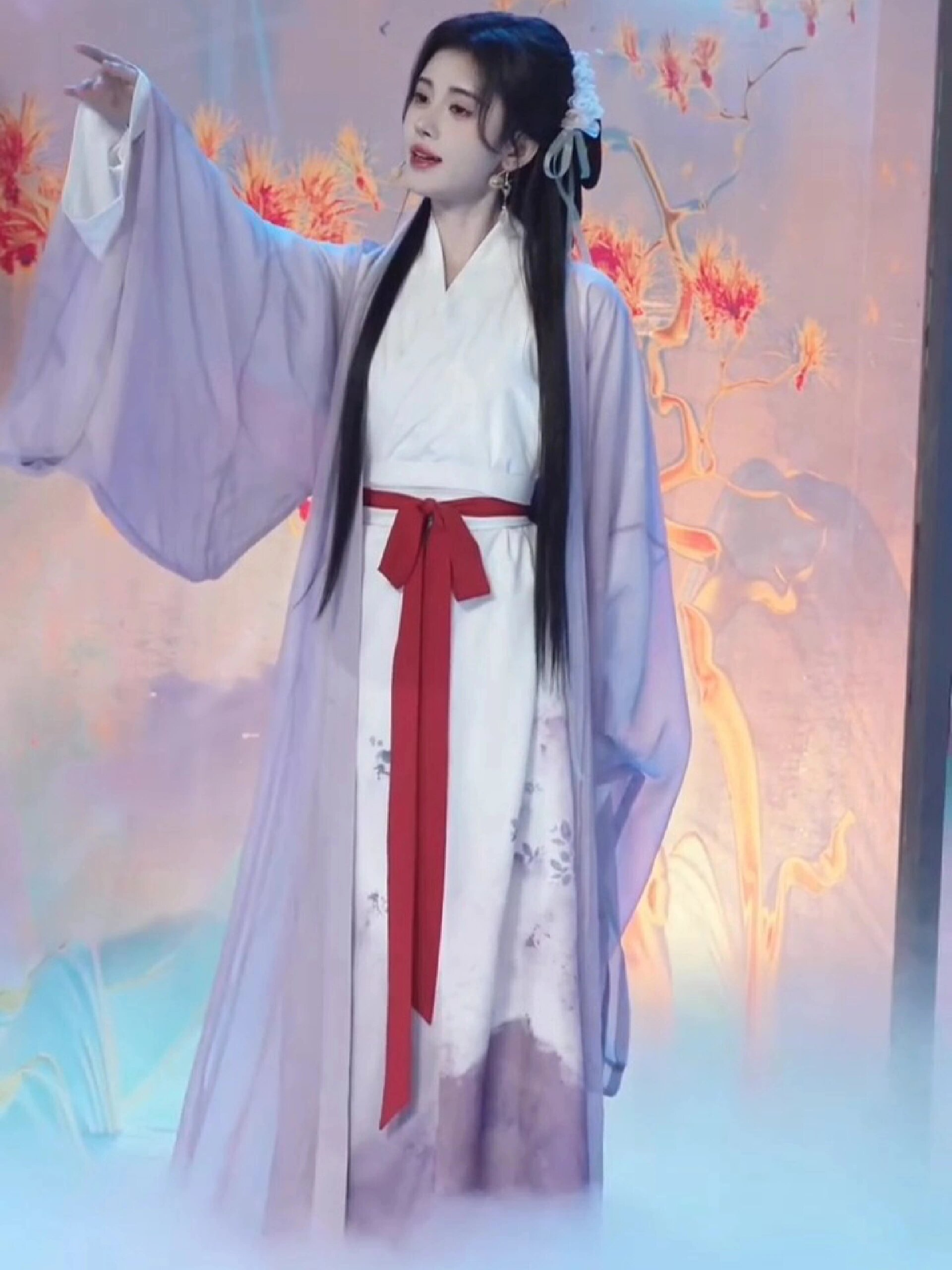 视听盛宴鞠婧祎2024春晚游山恋直拍