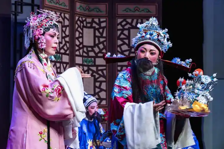 《碧玉簪》送凤冠芬芳越剧团演出薛惠娟.戴韵呈.徐福妹.丁海燕.马娴.