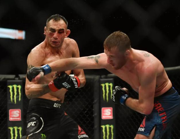 ufc249:夜魔覆灭!实际是一个惊天阴谋!欧美网友:小鹰太贱了!