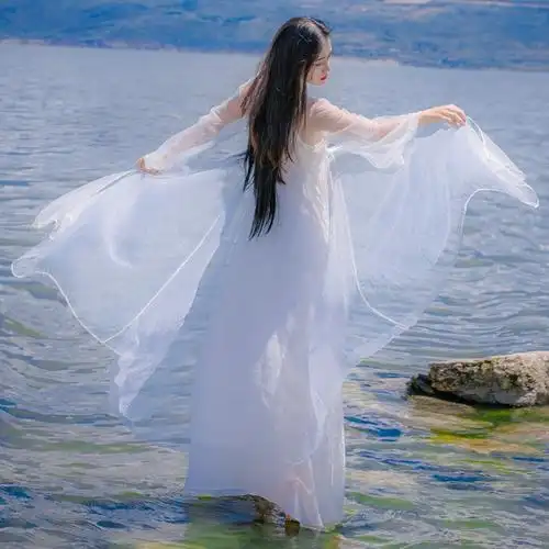 原创吊带连衣裙海边旅游度假白色沙滩裙修身飘逸仙女长裙两件套装