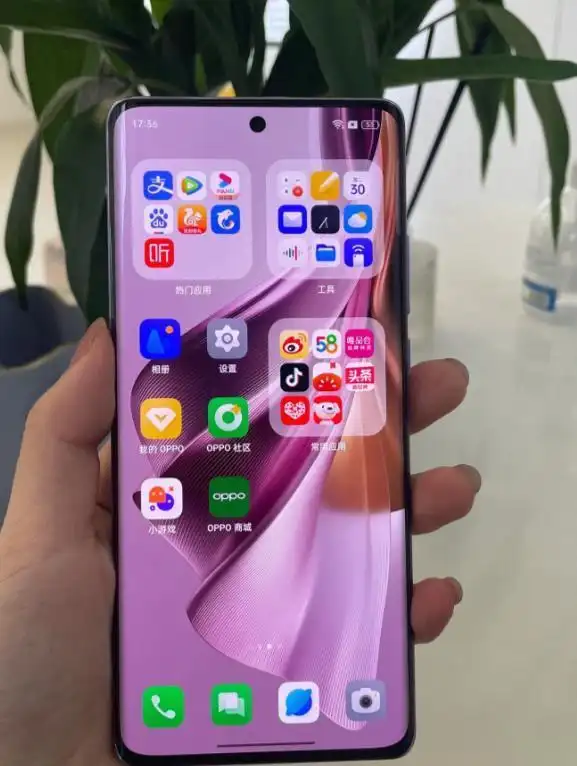 在新发布的opporeno系列手机中究竟哪款的性价比最高呢