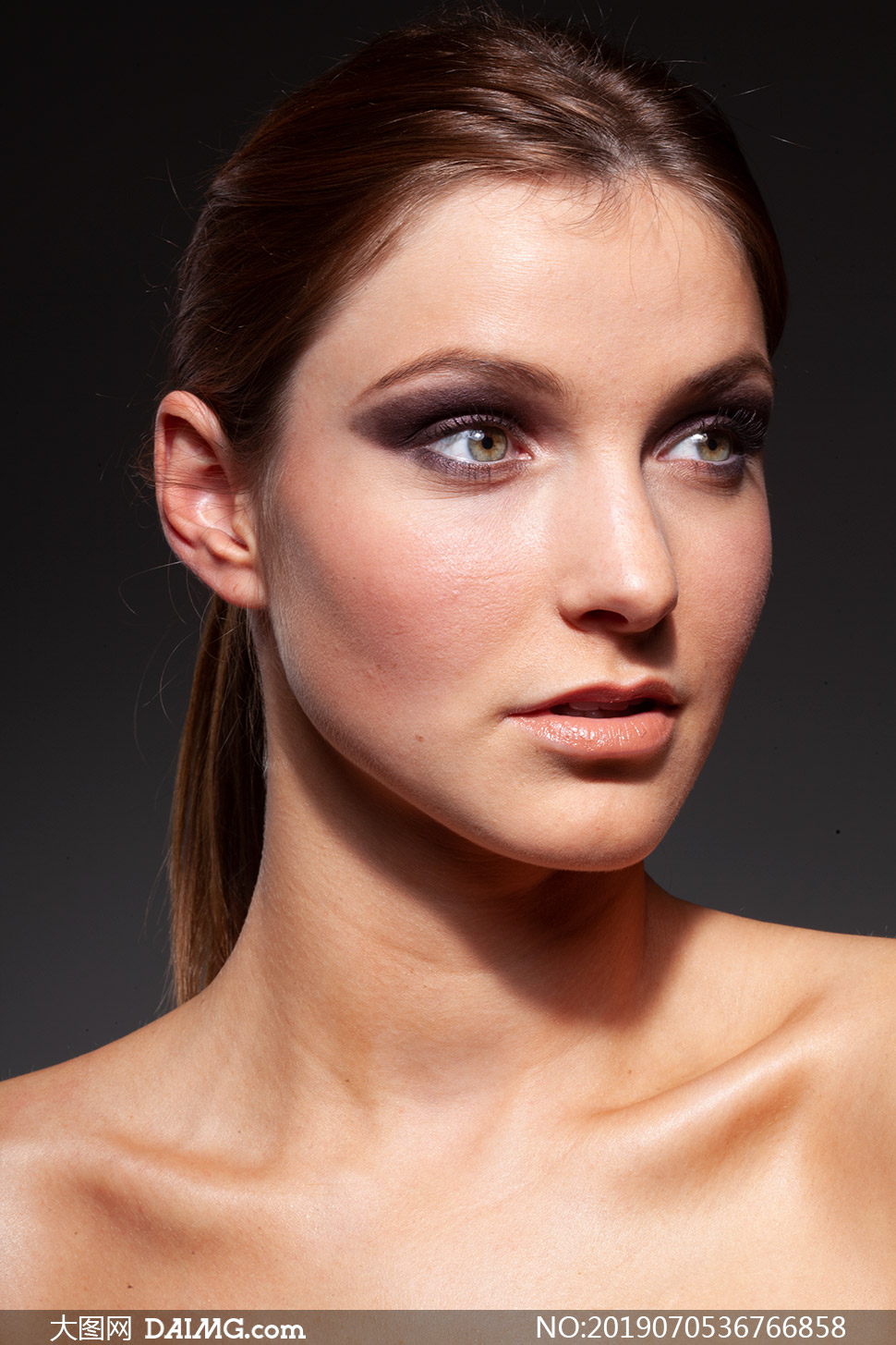 大图首页 ps素材 摄影原片 > 素材信息        后期修图适用欧美模特