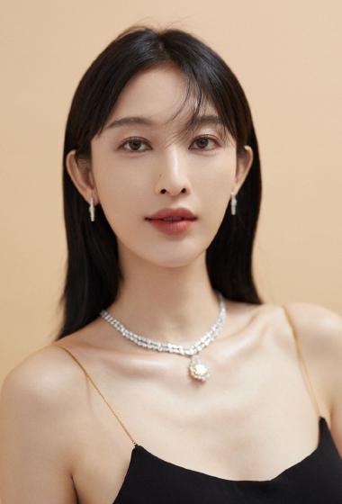 张俪美艳迷人黑裙写真图片29