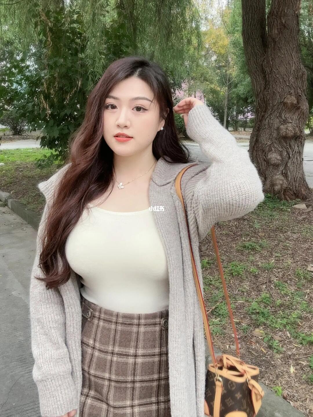 135斤微胖心软的温柔女生舒适秋冬穿搭