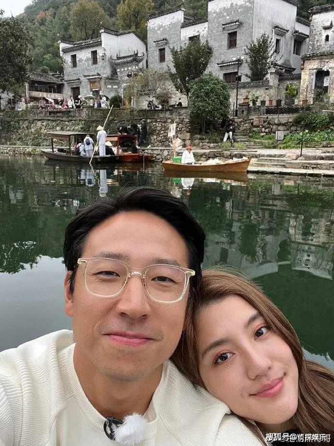 吴千语晒合照为老公庆生,甜喊施伯雄"我的爱",婚后越爱越高调_夫妻_穿