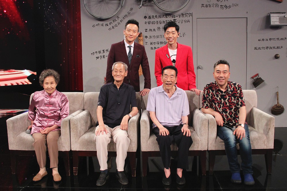 杨少华,杨议做客《笑礼相迎》 称父子档相声关系微妙难把握