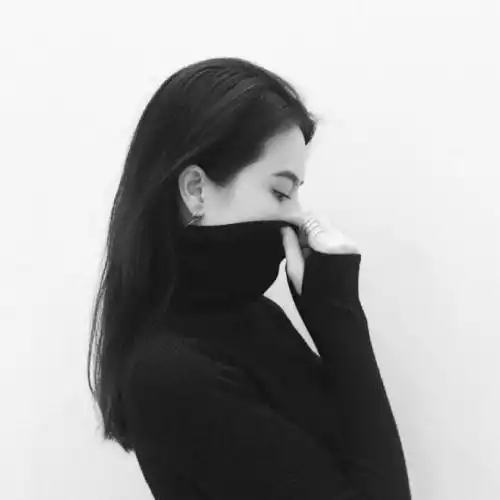 冷酷黑白女生头像原谅我冷漠这是我的性格