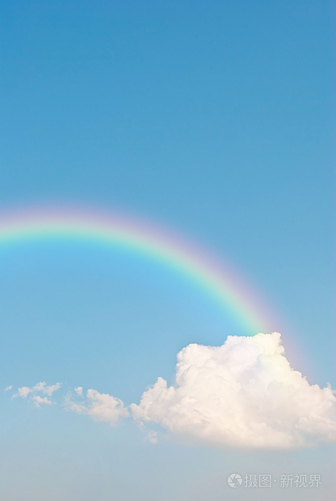 蓝蓝的天空,雨后的彩虹
