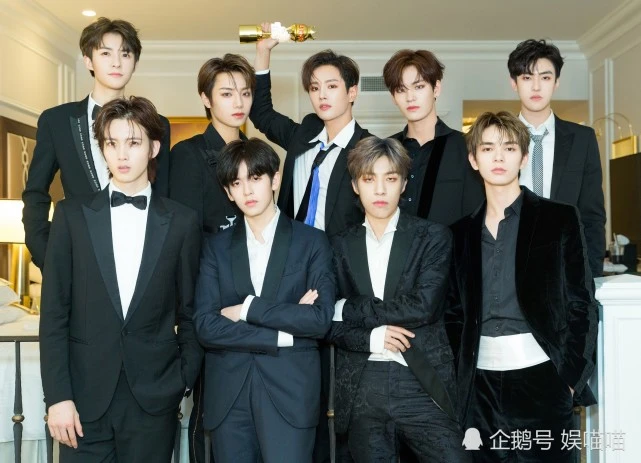 unine成员外出夏瀚宇被误认为胡春杨女友难怪胡春杨要剪他头发