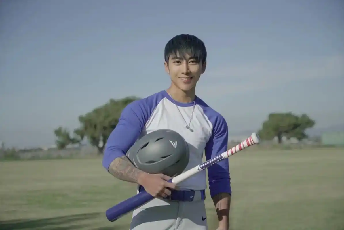 我也进入新年美黑季了 #女生帅起来 #撸铁女孩 #古铜色皮肤 - 抖音