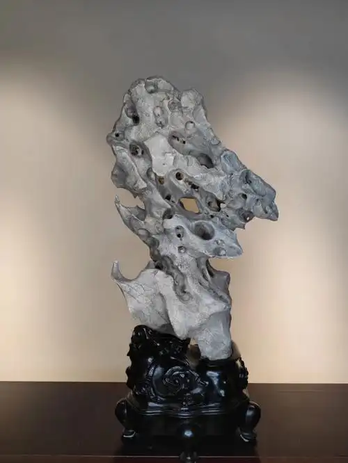 收藏级白太湖石