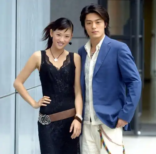 吴磊陈乔恩(吴磊看热巴眼神怪怪的)