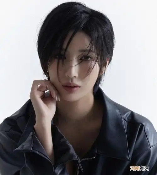 女生帅气短发发型 女生帅气短发发型图片