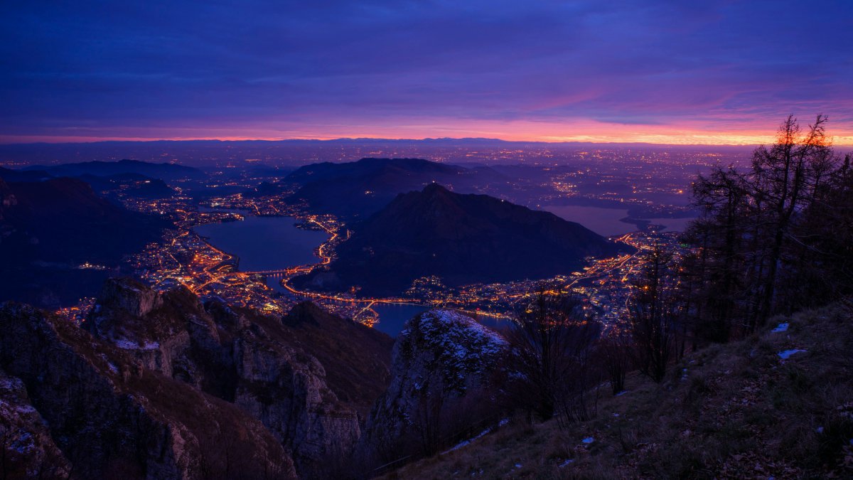 山上俯瞰城市夜景图片,4k高清风景图片,娟娟壁纸