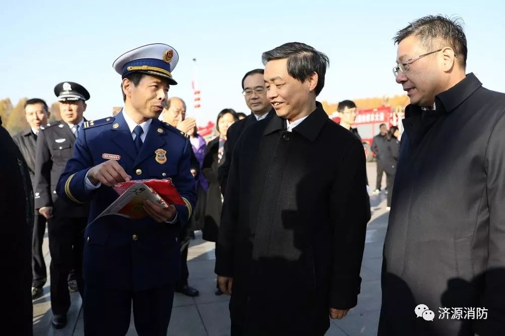 济源示范区党工委书记张战伟点赞消防宣传工作