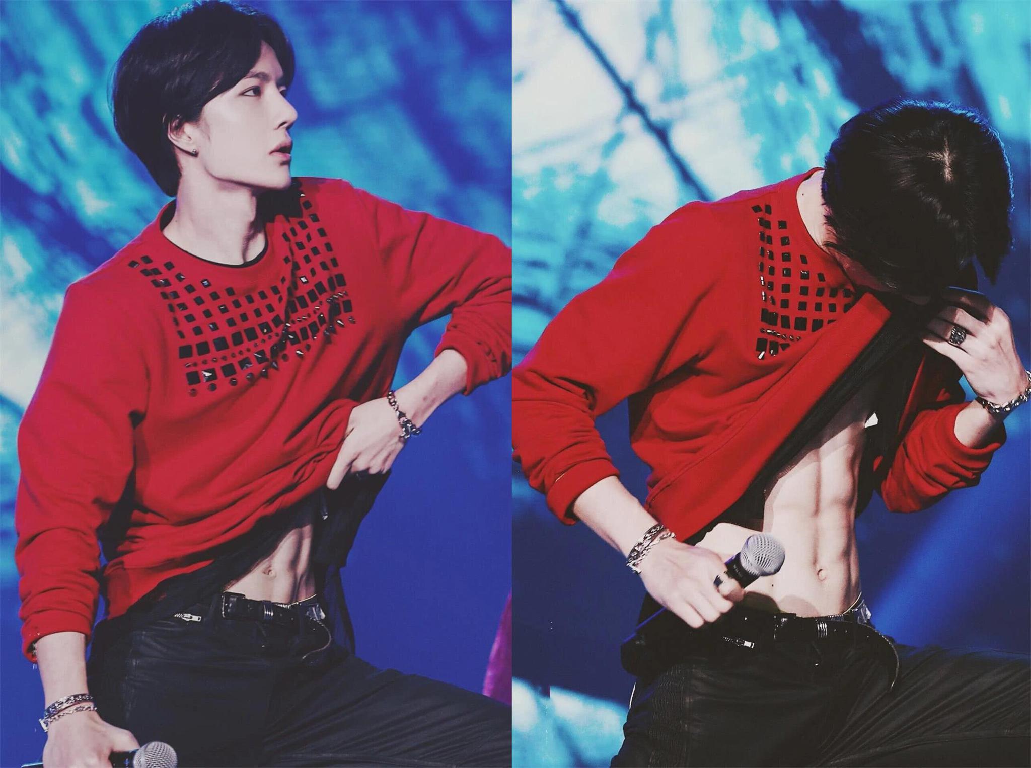 有种魅力叫男星的腹肌华晨宇隐藏实力,看到王一博这该死的搓衣板